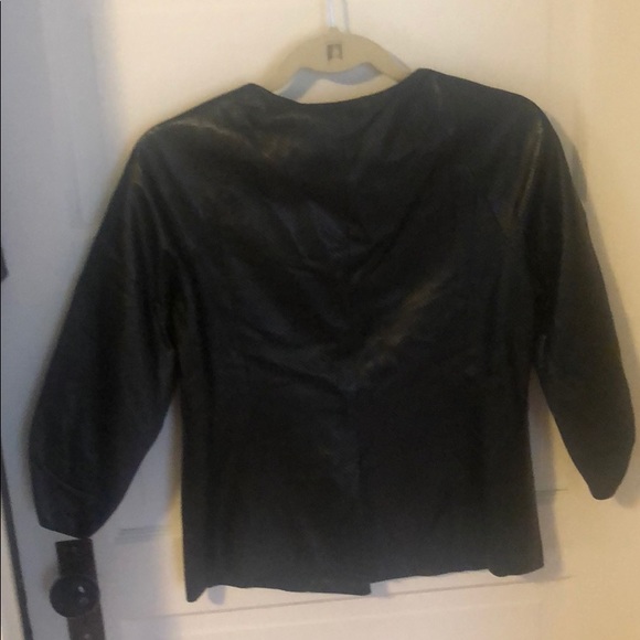 Elegant Leather jacket - Picture 5 of 7